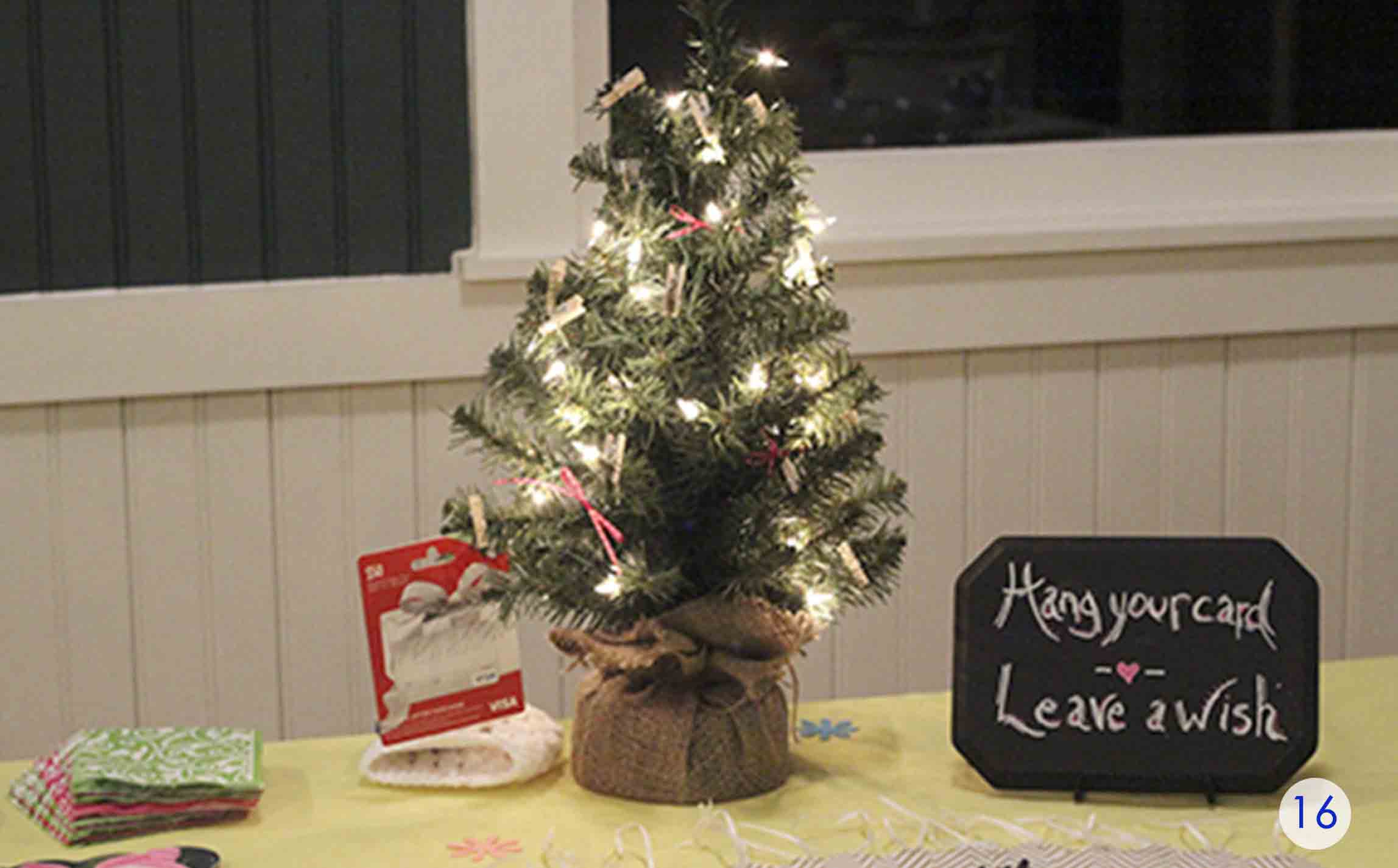 the-best-gift-card-tree-and-gift-card-wreaths-ever-gcg